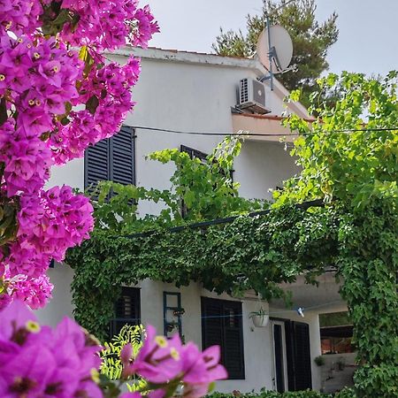 Apartments Markotic Клек Экстерьер фото