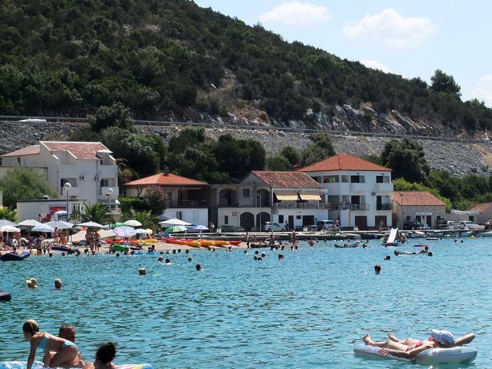 Apartments Markotic Клек Экстерьер фото